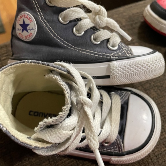 Toddler shoes - Picture 2 of 2